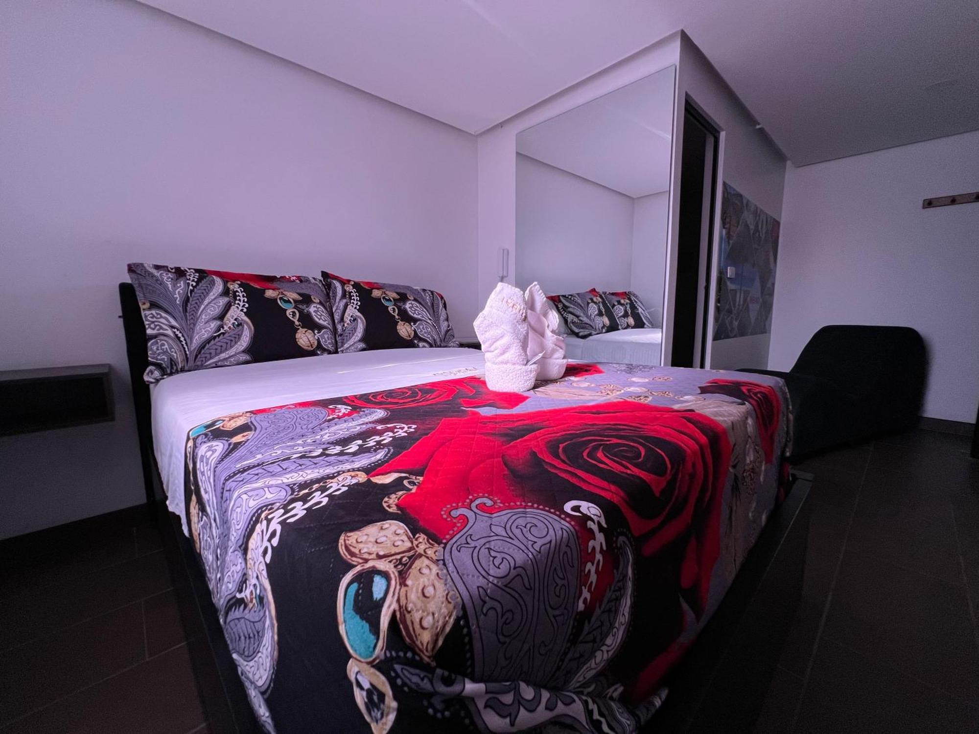 Dubai Vip Motel Богота Екстериор снимка